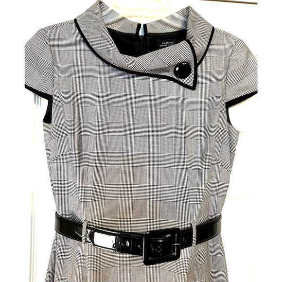 Tahari Arthur S Levine Dress Houndstooth Plaid Sheath Sz 4 Jackie Collar Belted‎ - Picture 2 of 4